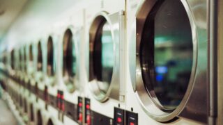 タイのコインランドリー市場は135億バーツ　【タイ：コインランドリー市場】　