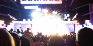 タイのイベント照明演出企業ライトソースグループ(LSG)はMAIへの上場を準備【タイ：エンターテインメント・照明業界】